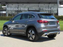 MERCEDES-BENZ GLA Photo 2