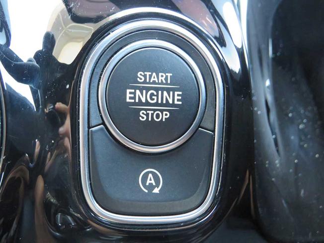 MERCEDES-BENZ GLA Photo 39