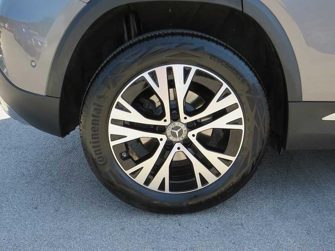MERCEDES-BENZ GLA Photo 6