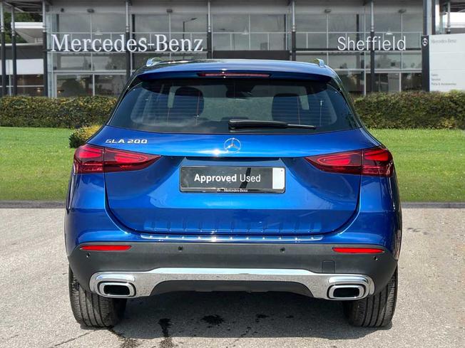 MERCEDES-BENZ GLA Photo 11