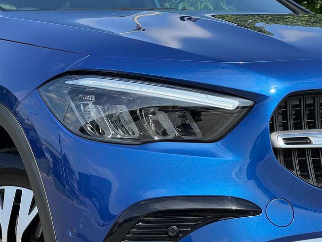 MERCEDES-BENZ GLA Photo 13