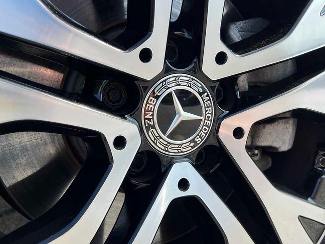 MERCEDES-BENZ GLA Photo 15