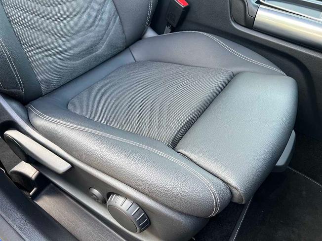 MERCEDES-BENZ GLA Photo 43