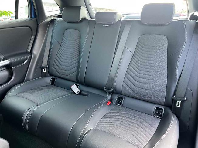 MERCEDES-BENZ GLA Photo 46