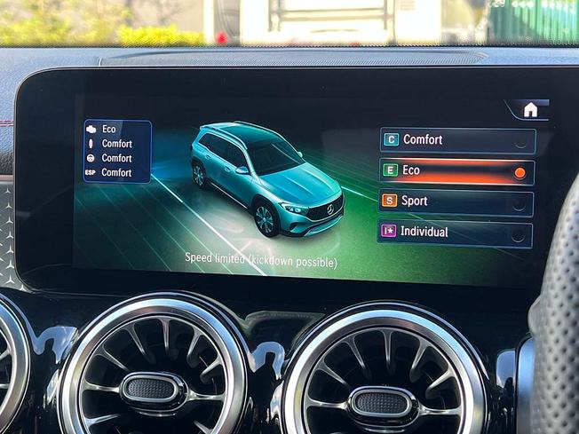 MERCEDES-BENZ Eqb Photo 33