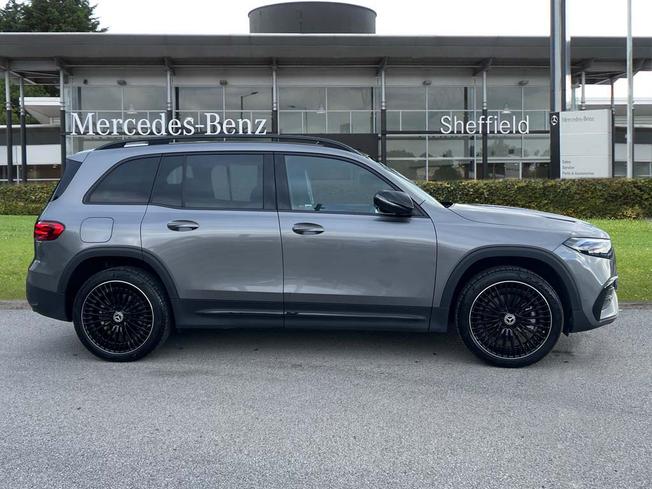 MERCEDES-BENZ Eqb Photo 7