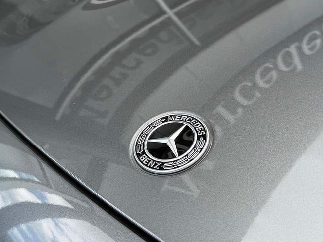 MERCEDES-BENZ Eqb Photo 14