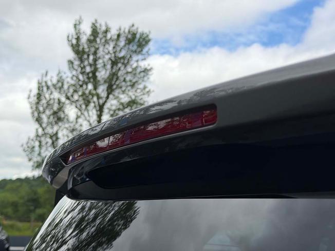 MERCEDES-BENZ Eqb Photo 18