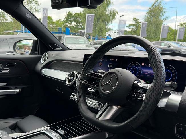 MERCEDES-BENZ Eqb Photo 41