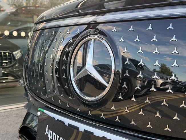 MERCEDES-BENZ Eqb Photo 13