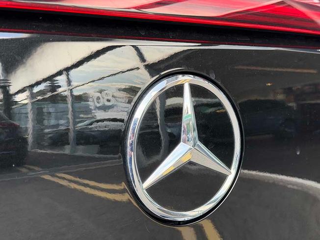 MERCEDES-BENZ Eqb Photo 19