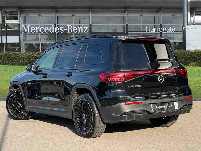 MERCEDES-BENZ Eqb Photo 2
