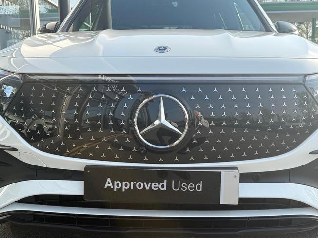 MERCEDES-BENZ Eqb Photo 13