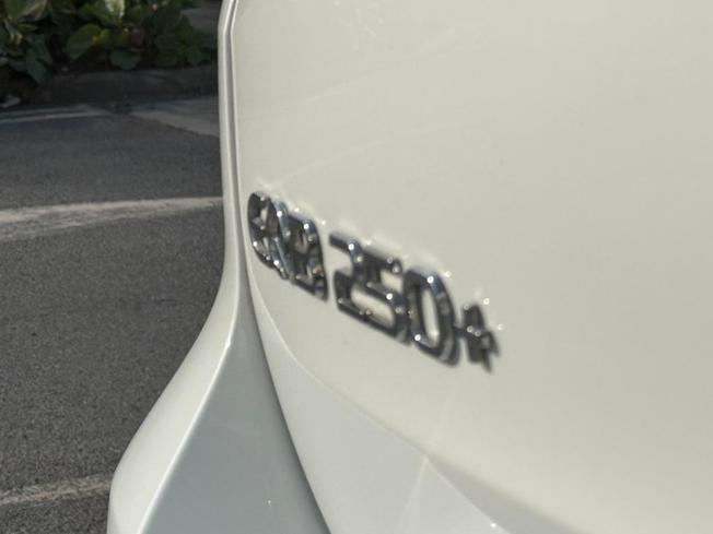MERCEDES-BENZ Eqb Photo 16