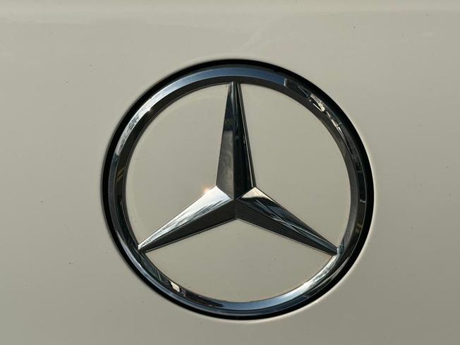 MERCEDES-BENZ Eqb Photo 17