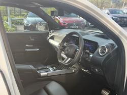 MERCEDES-BENZ Eqb Photo 3