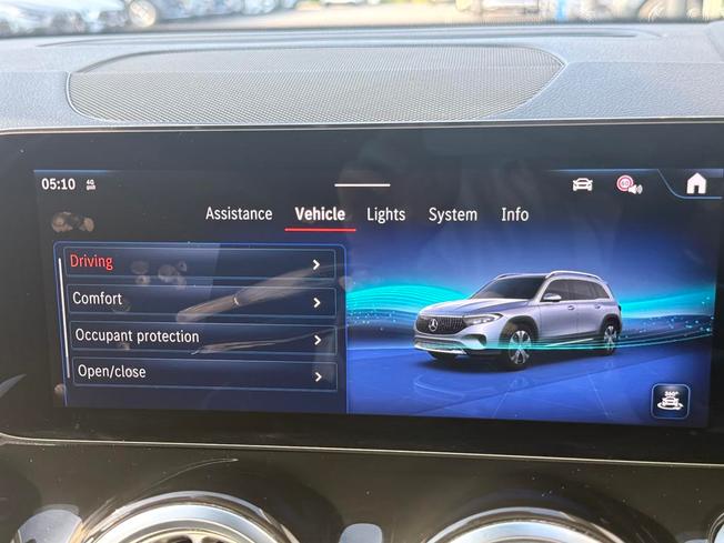 MERCEDES-BENZ Eqb Photo 47