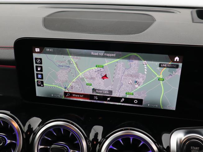 MERCEDES-BENZ Eqb Photo 5
