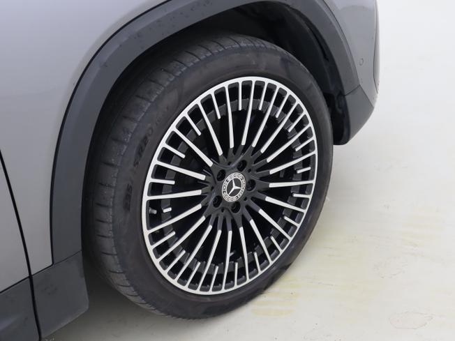 MERCEDES-BENZ Eqb Photo 6