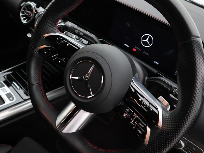 MERCEDES-BENZ Eqa Photo 15