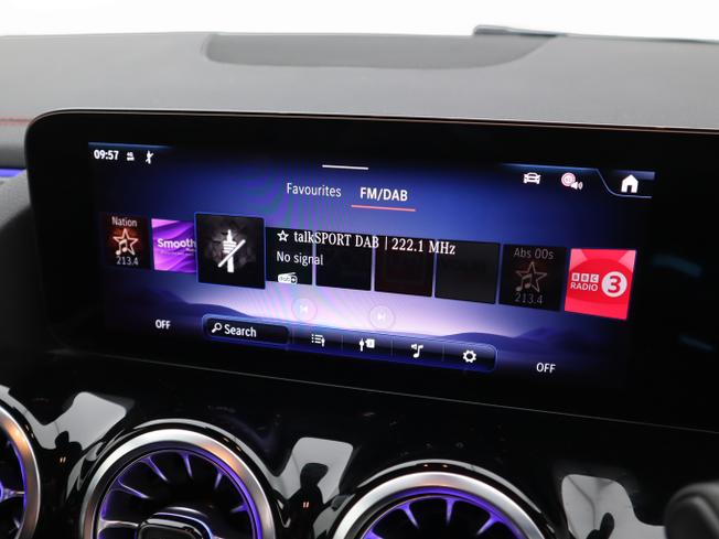 MERCEDES-BENZ Eqa Photo 30