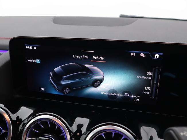 MERCEDES-BENZ Eqa Photo 32