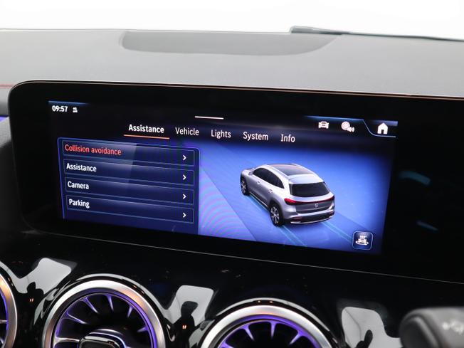MERCEDES-BENZ Eqa Photo 33