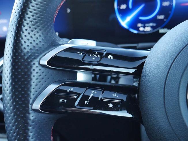 MERCEDES-BENZ Eqa Photo 12