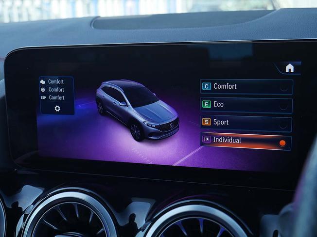 MERCEDES-BENZ Eqa Photo 23