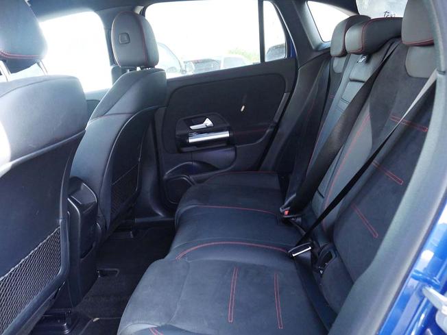 MERCEDES-BENZ Eqa Photo 8