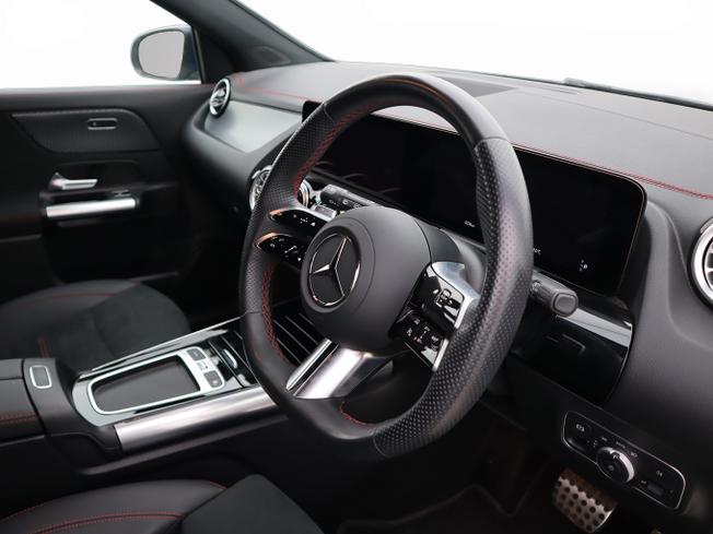Mercedes-Benz Eqa Photo 12
