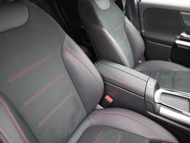 Mercedes-Benz Eqa Photo 13