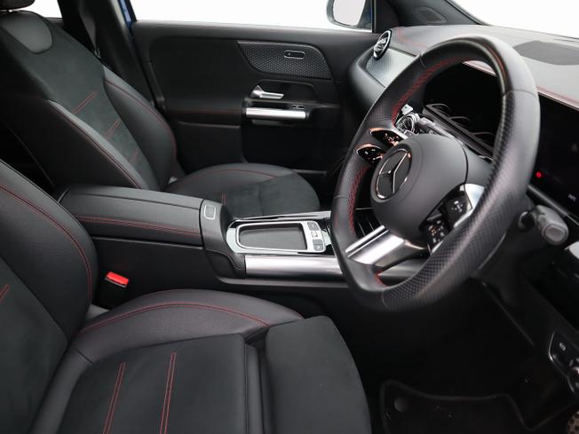 Mercedes-Benz Eqa Photo 14