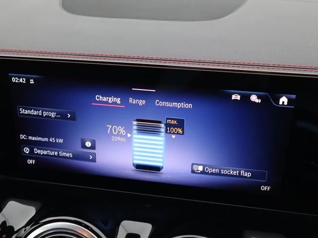Mercedes-Benz Eqa Photo 30