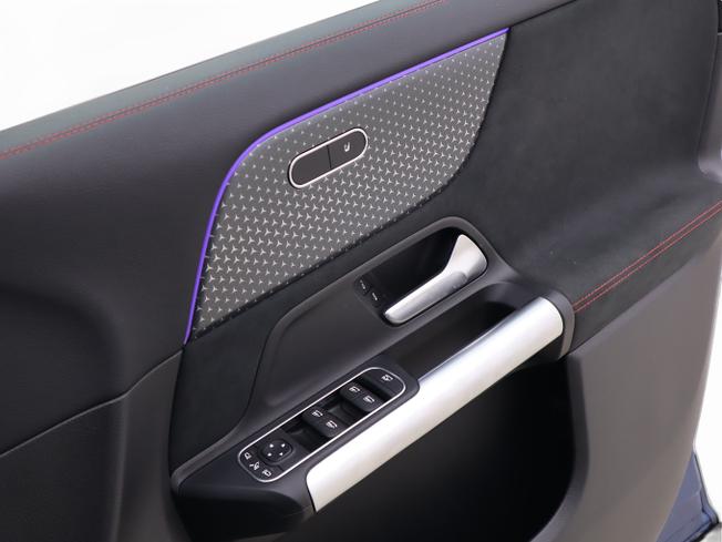 Mercedes-Benz Eqa Photo 40