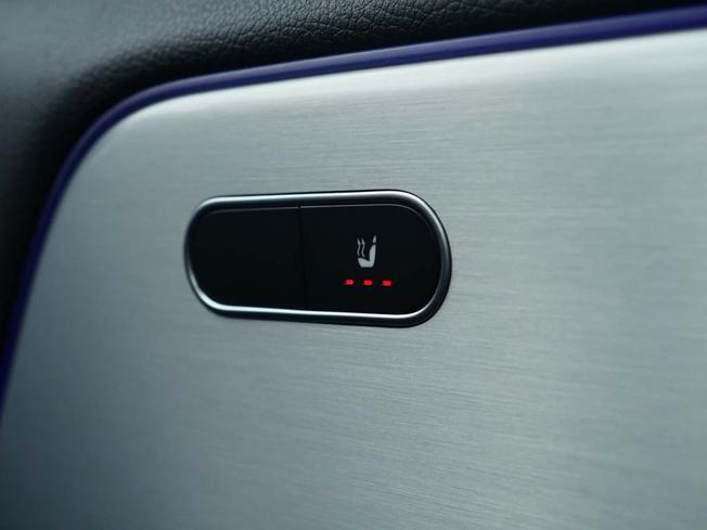 MERCEDES-BENZ Eqa Photo 17