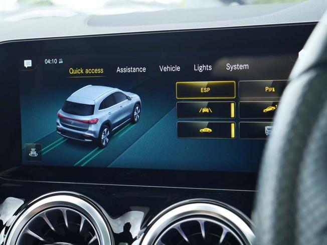 MERCEDES-BENZ Eqa Photo 31