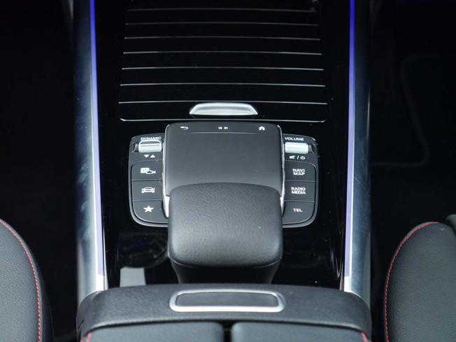 MERCEDES-BENZ Eqa Photo 43