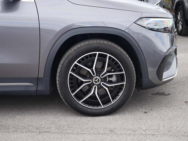 MERCEDES-BENZ Eqa Photo 6