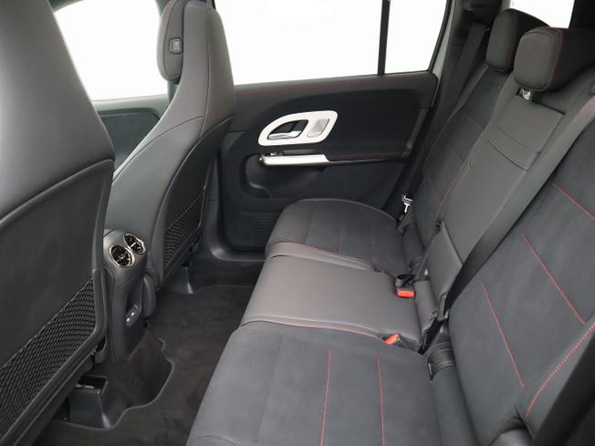 Mercedes-Benz Glb Photo 8