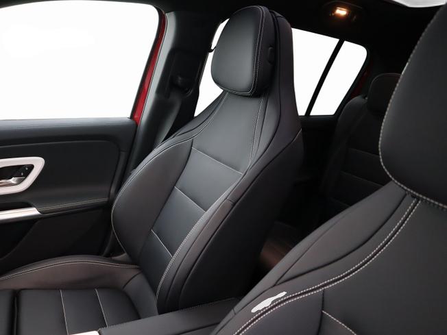 MERCEDES-BENZ Glb Photo 21