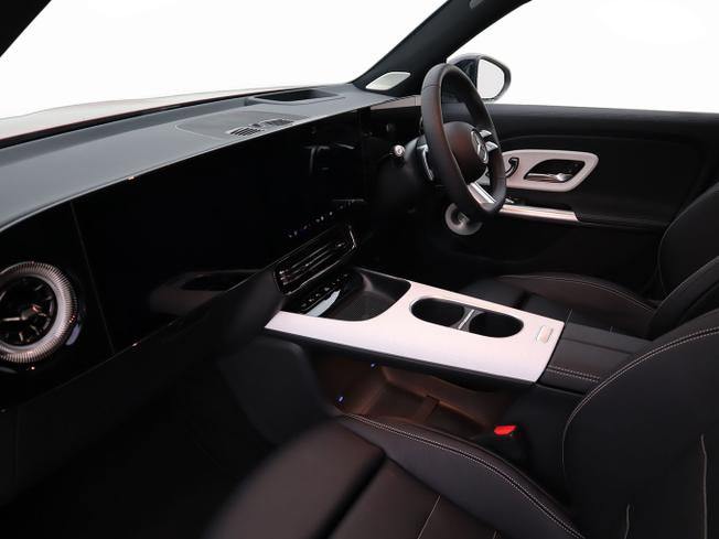 MERCEDES-BENZ Glb Photo 23