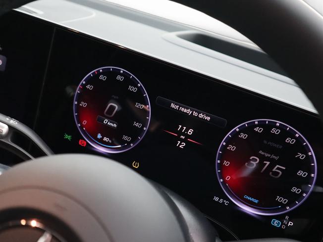 MERCEDES-BENZ Glb Photo 4