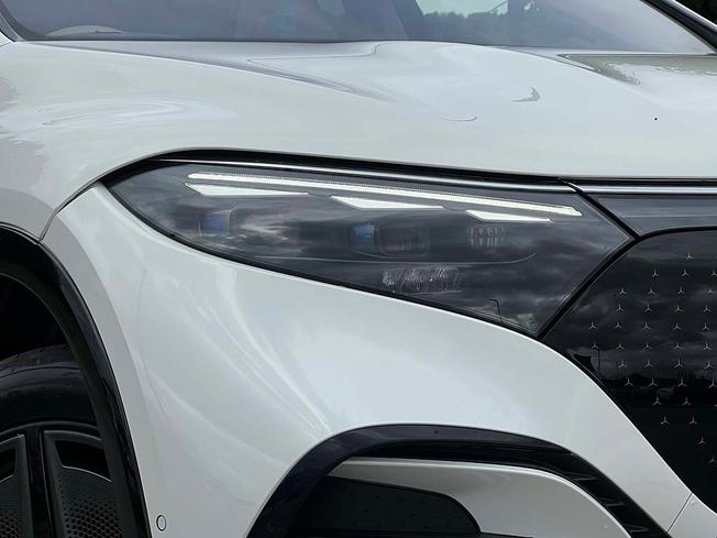 MERCEDES-BENZ Eqs Photo 13