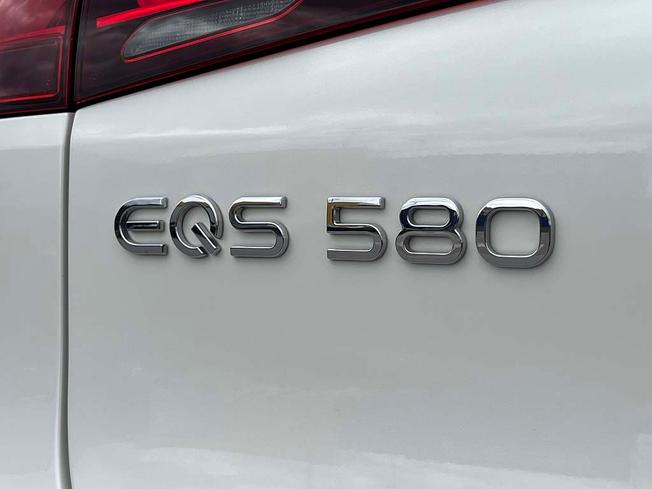 MERCEDES-BENZ Eqs Photo 20