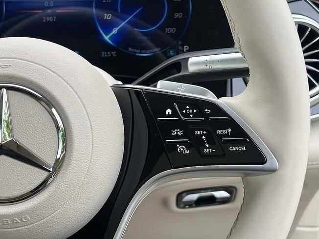 MERCEDES-BENZ Eqs Photo 24