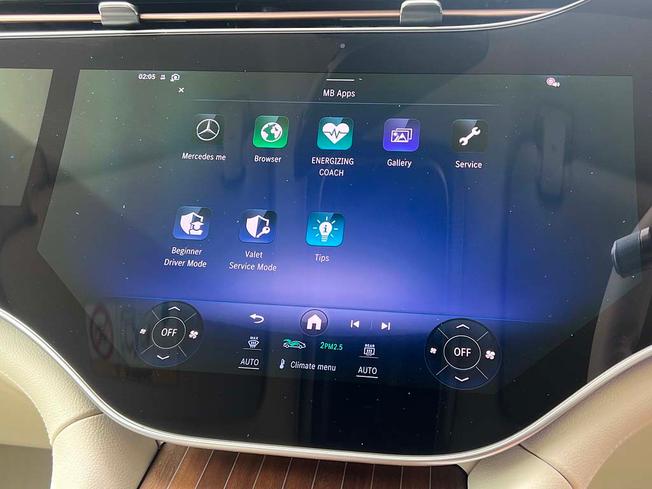 MERCEDES-BENZ Eqs Photo 31