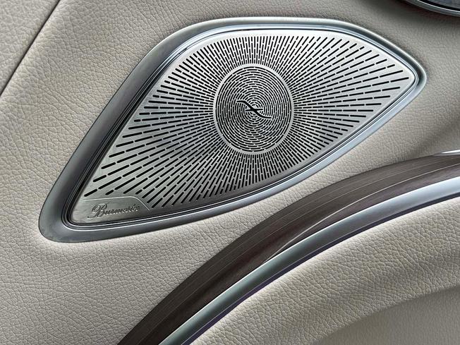 MERCEDES-BENZ Eqs Photo 42