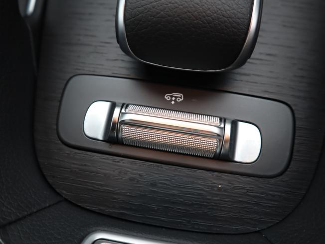Mercedes-Benz Gle Photo 32