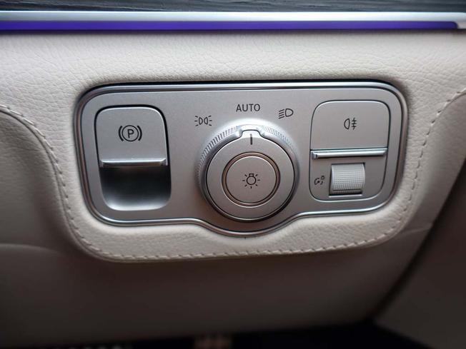 MERCEDES-BENZ Gle Photo 33